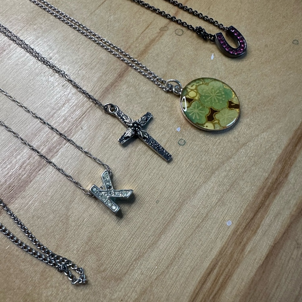 Lot of necklaces